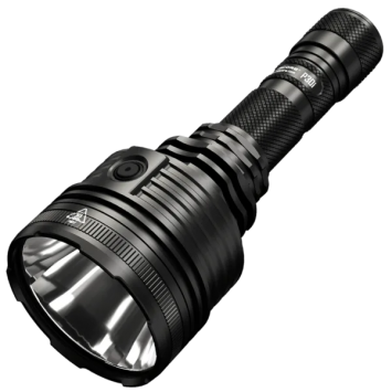 LATARKA NITECORE P30i